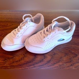 BCG Cheer shoes girls size 11